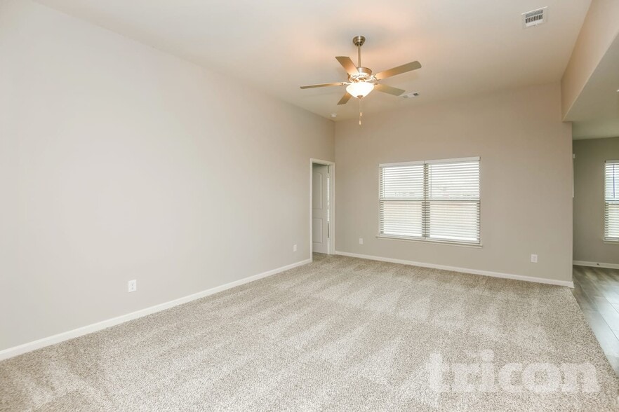 Building Photo - 300 Micah Ln