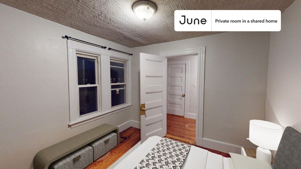 Primary Photo - Room in Shared 6 bed/2 bath home