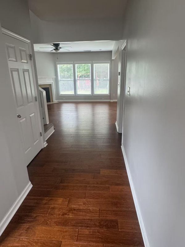 Building Photo - 3282 Briaroak Dr
