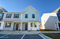 Building Photo - 323 Starfish Ln