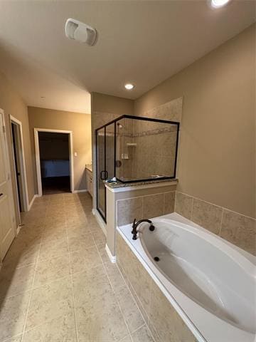Building Photo - 6464 Naples Dr