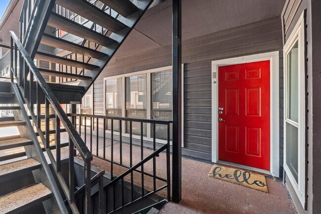 Building Photo - 2804 Rio Grande St