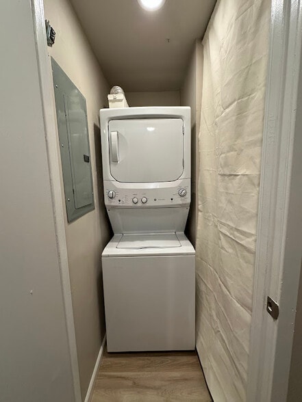 In-unit Washer/Dryer - 423 S Sharp St