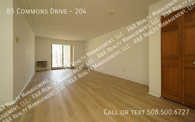 Building Photo - 85 Commons Dr