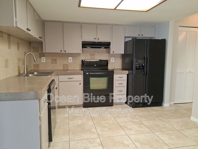 Building Photo - 8732 Elm Leaf Ct