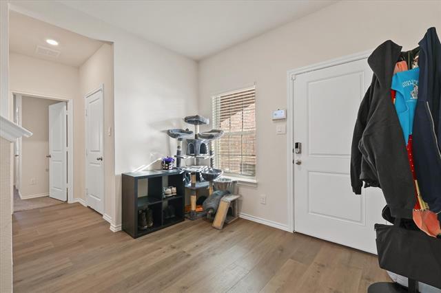 Building Photo - 3329 Watterson Wy