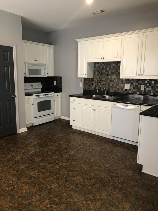 Building Photo - Boiling Springs - 3Bd/2Ba - 1305SF