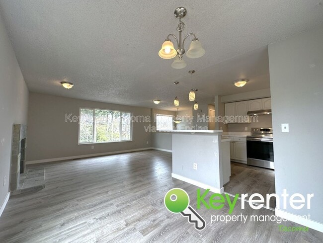 Building Photo - 2215 N Madison St