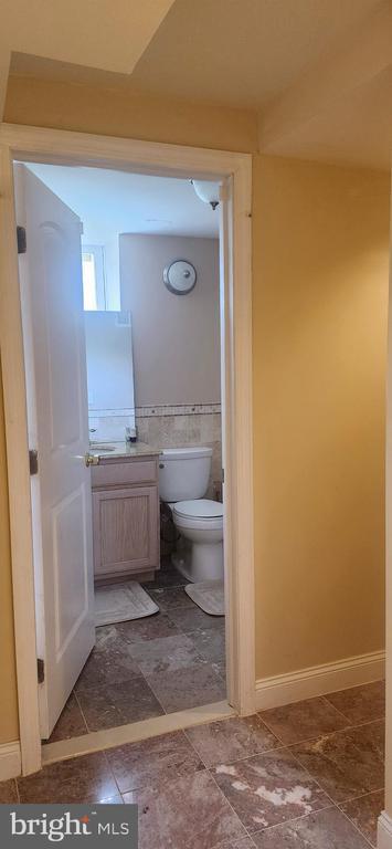 Building Photo - 2 Marchesi Dr