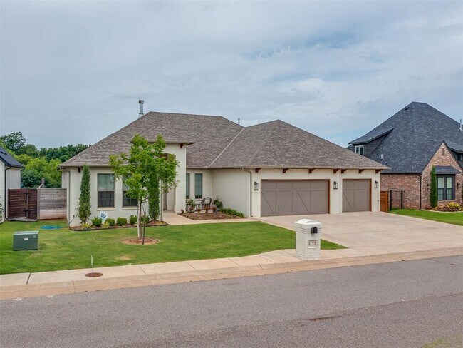 Building Photo - 1433 Sadie Creek Rd