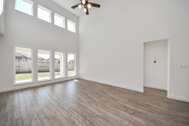 Building Photo - 5806 Pink Coral Ln