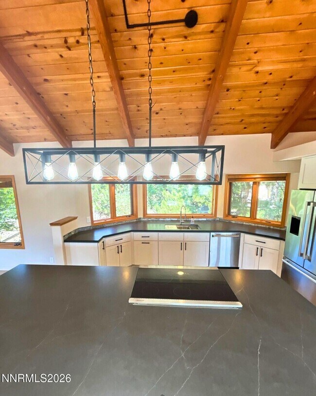 Building Photo - 13470 Fieldcreek Ln