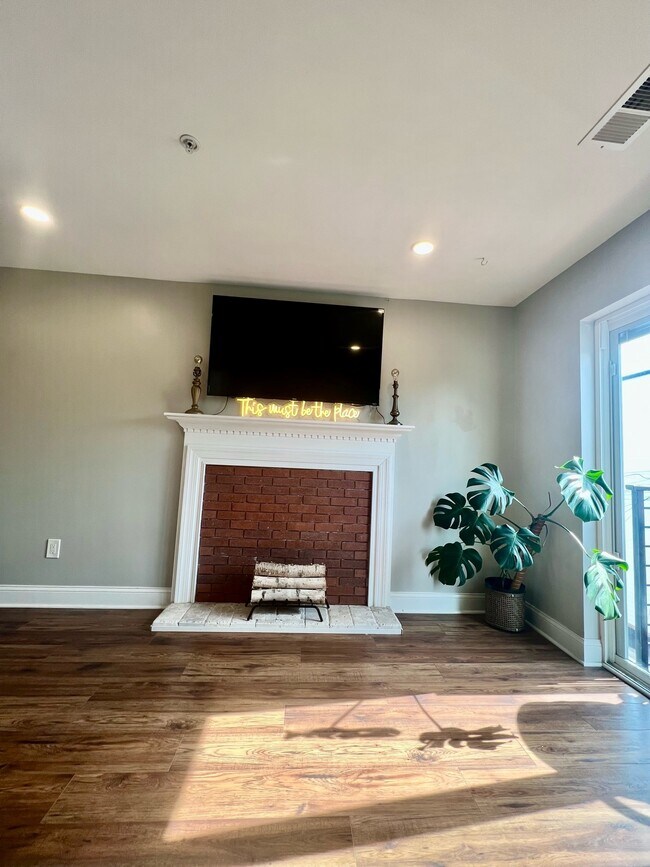 Building Photo - 3110 Georgia Ave NW