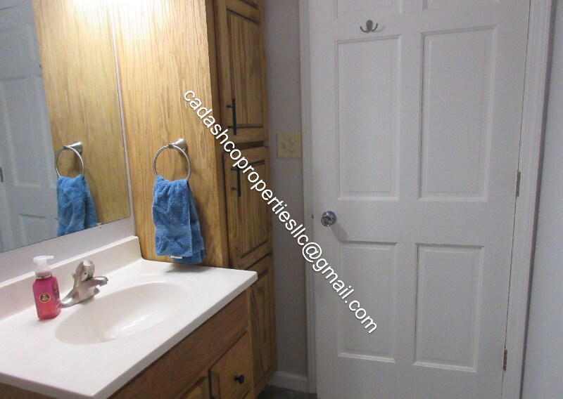 Building Photo - 203 W Wayne St