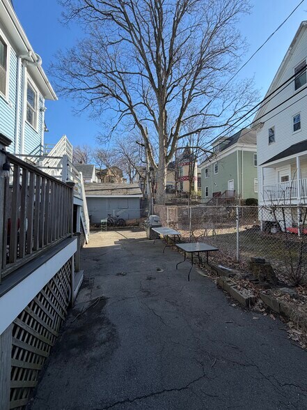 Building Photo - 3 Cambridge Ter