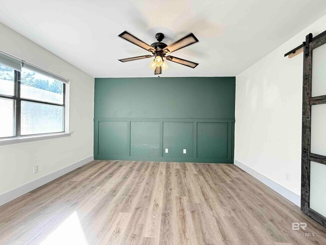 Building Photo - 500 Grant St