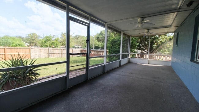 Building Photo - 1201 Springview Run