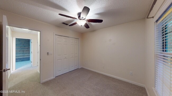 Building Photo - 281 Village Green Ave