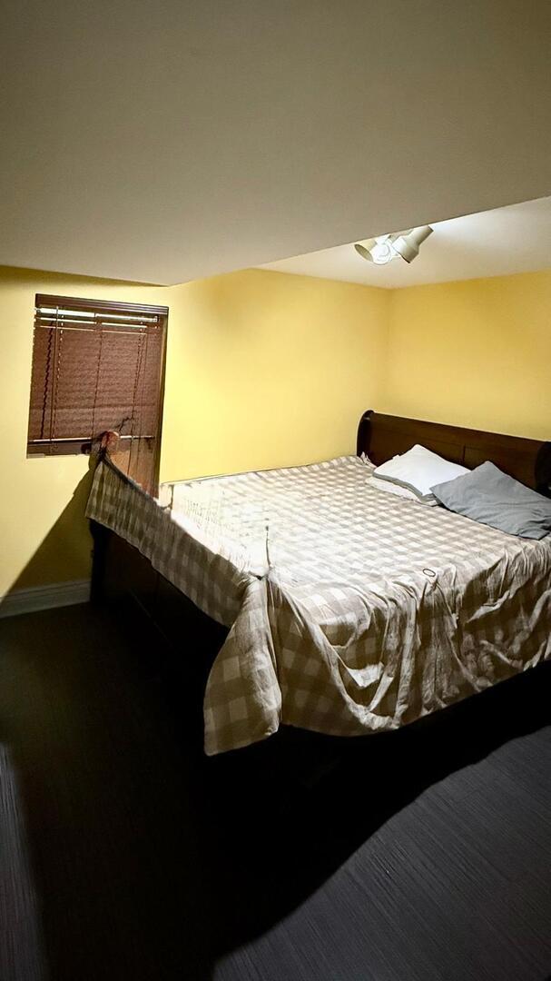 Building Photo - 2727 Sweetbroom Ct