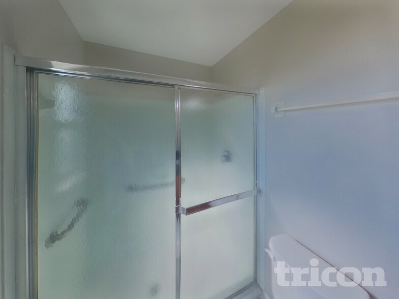 Building Photo - 1403 14th St W