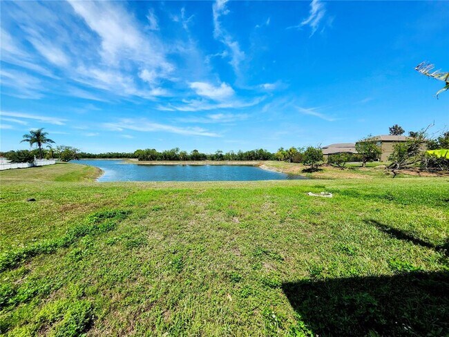 Building Photo - 949 Seminole Sky Dr