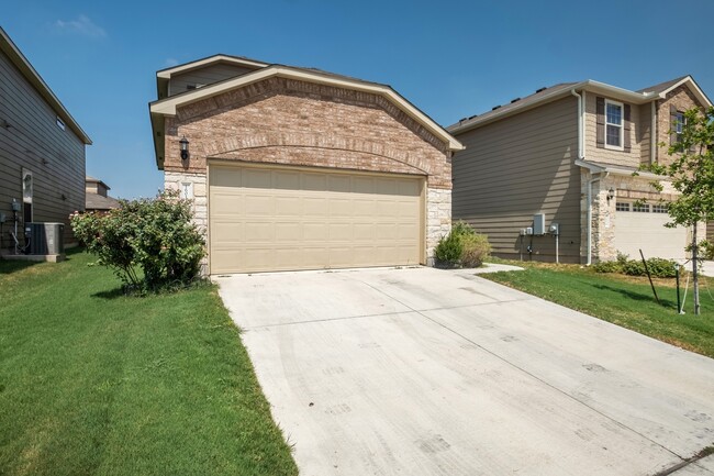 Building Photo - 3 Bedroom, 2.5 Bath Home in North Austin