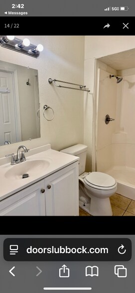 Building Photo - 1347 65th Dr