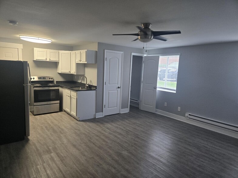 Building Photo - Columbus Park Apartments