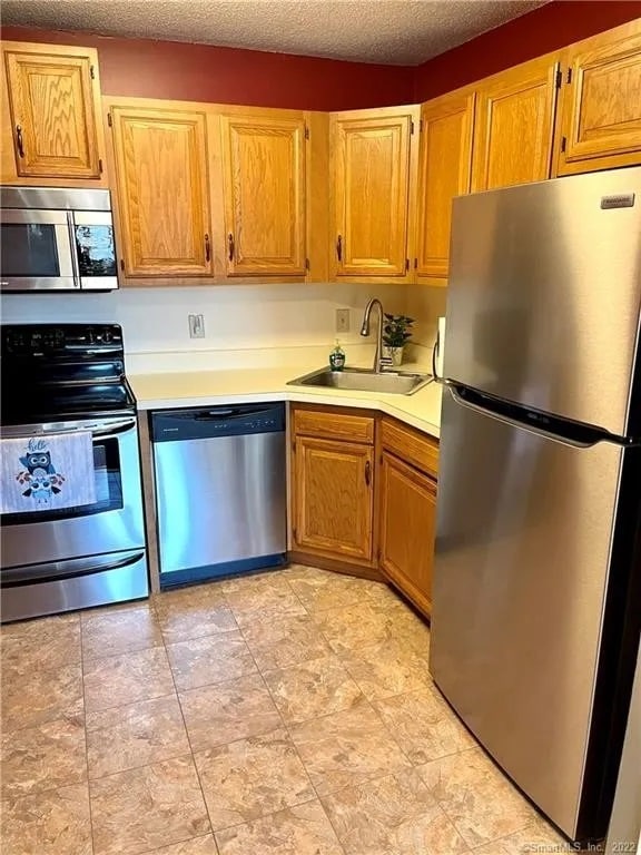 Primary Photo - 1611 Twin Circle Dr