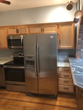 Kitchen! - 116 Bowmar St