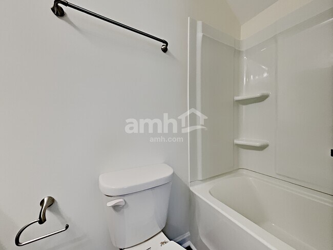 Building Photo - 167 Ivy Brook Dr