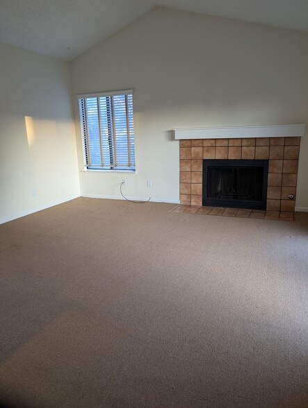 Building Photo - 6254 Joaquin Murieta Ave