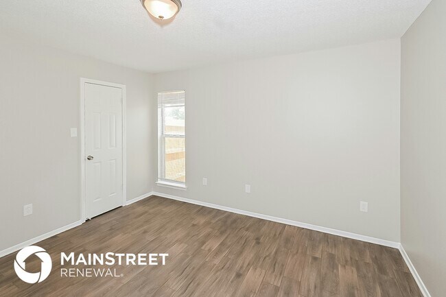 Building Photo - 4223 Highgate Dr
