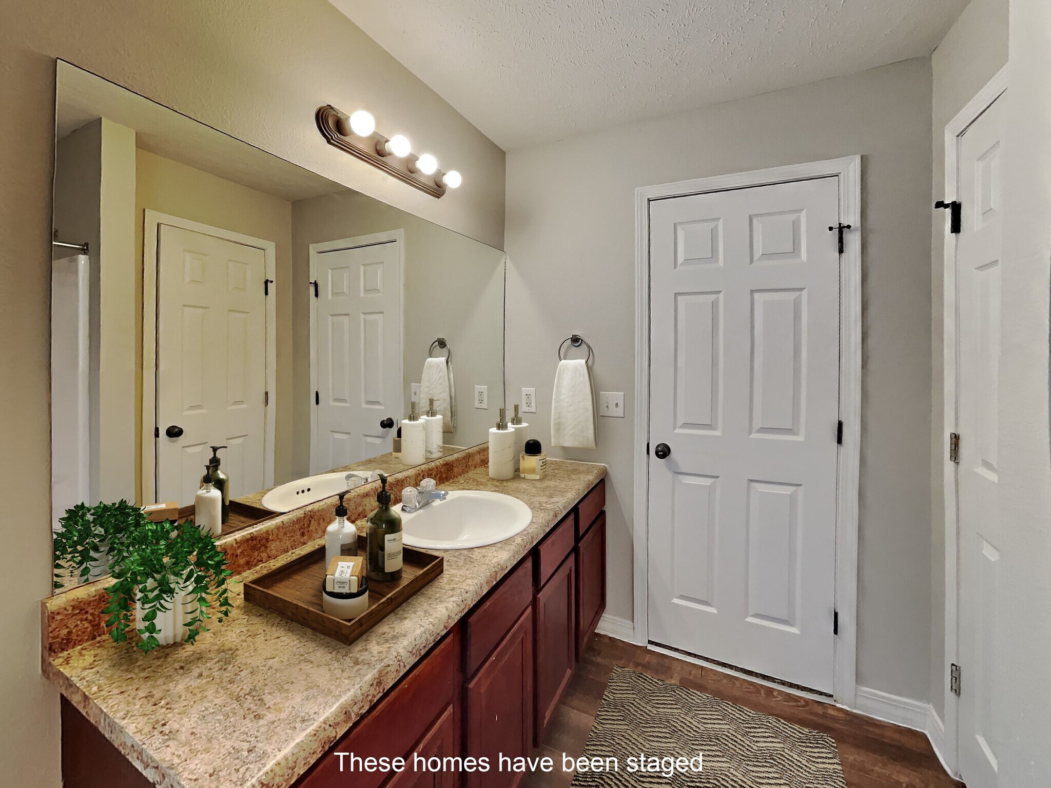 Building Photo - 624 S Mahn Ave