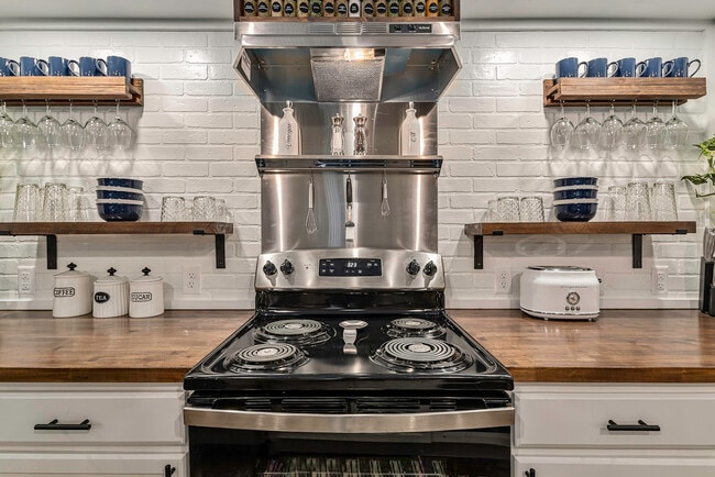 Building Photo - 2506 J Maddy Pky