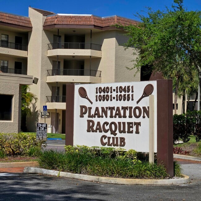 Building Photo - 10501 W Broward Blvd