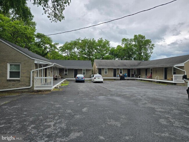 Primary Photo - 1816 Valley Ave
