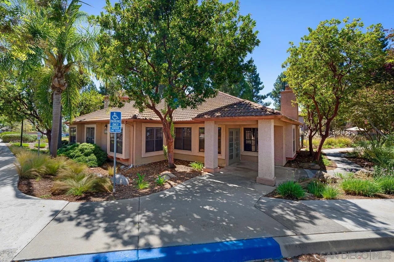 Building Photo - 12015 Alta Carmel Ct