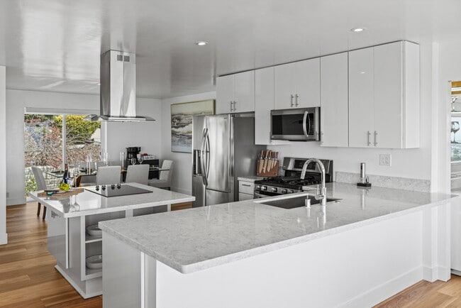 Building Photo - 2757 Sea Glass Ave