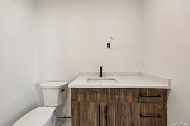 Building Photo - 325 Manville Rd