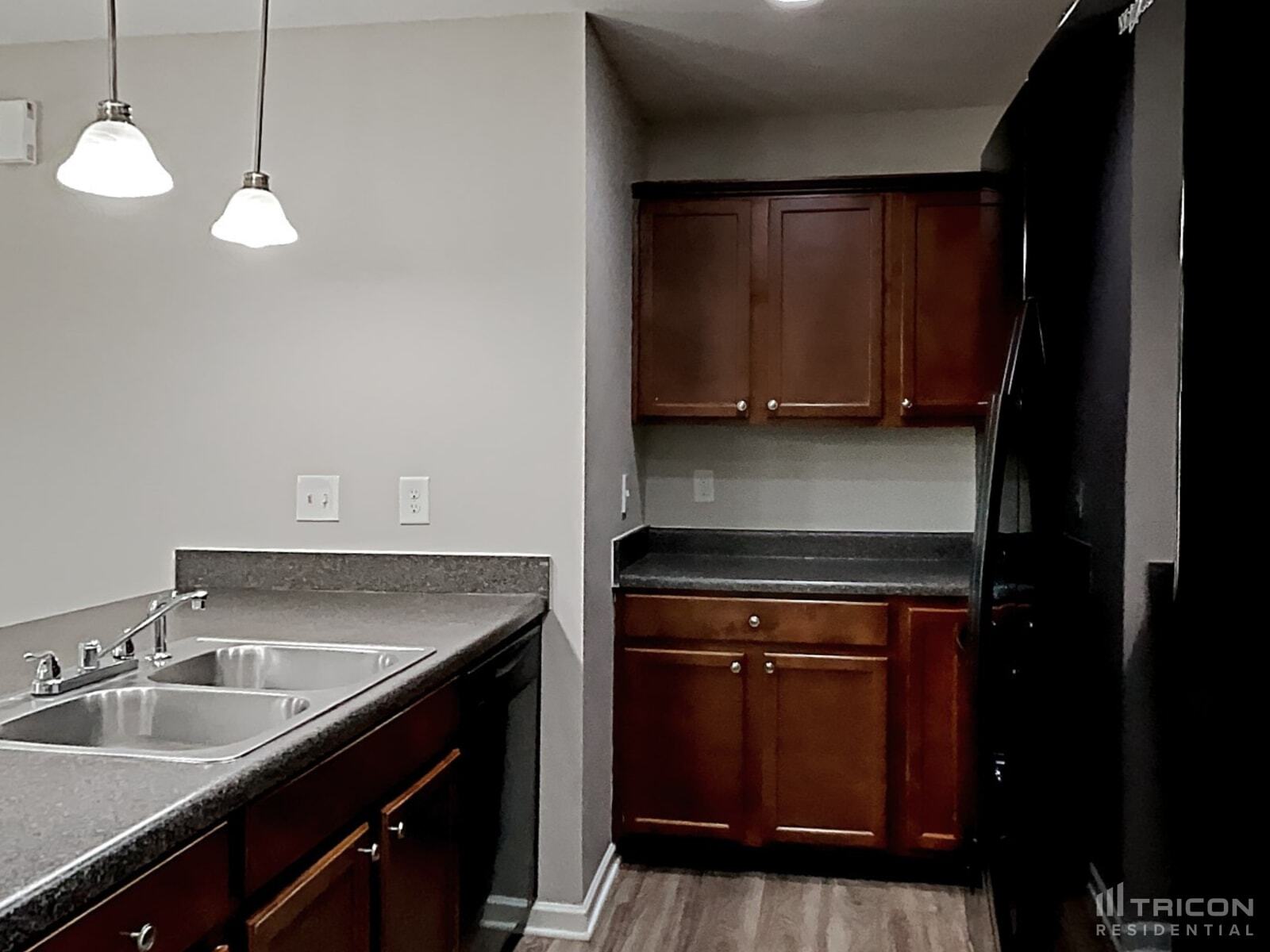 Building Photo - 915 Capra Court