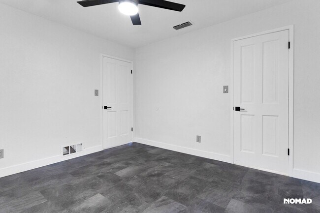 Building Photo - Charming 2BR Condo in Fresno