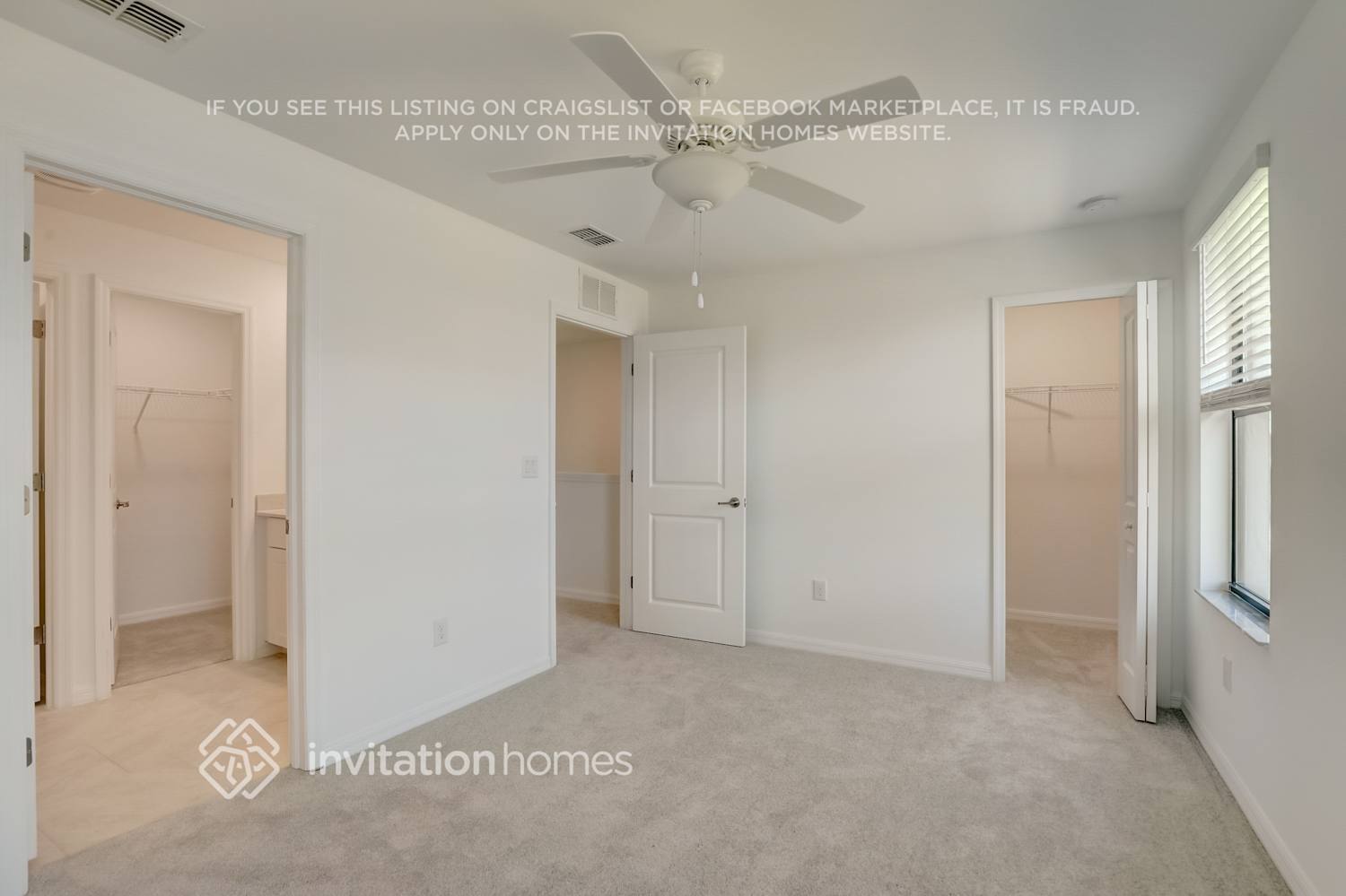 Building Photo - 2077 E Landings Wy