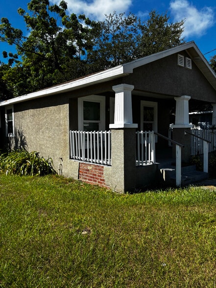 Building Photo - 3417 Lindell Ave