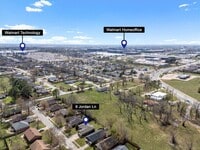 Building Photo - 9 Jordan Ln