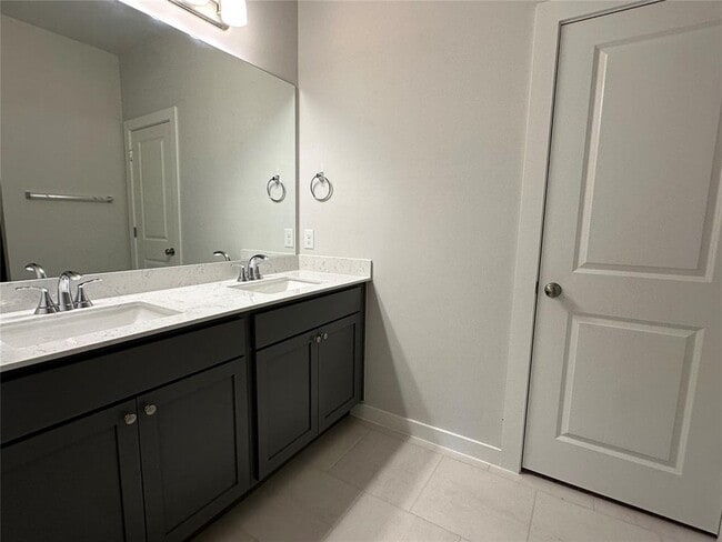 Building Photo - 17170 Lantana Loop