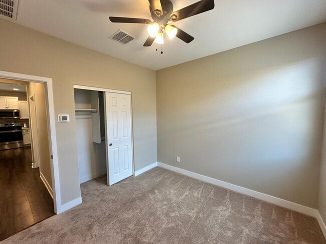 Building Photo - 28394 N 132nd Ave.