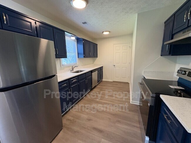 Building Photo - 205 Bonanza Dr