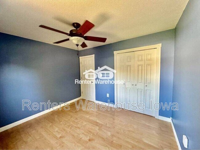 Building Photo - 275 Christopher Ave