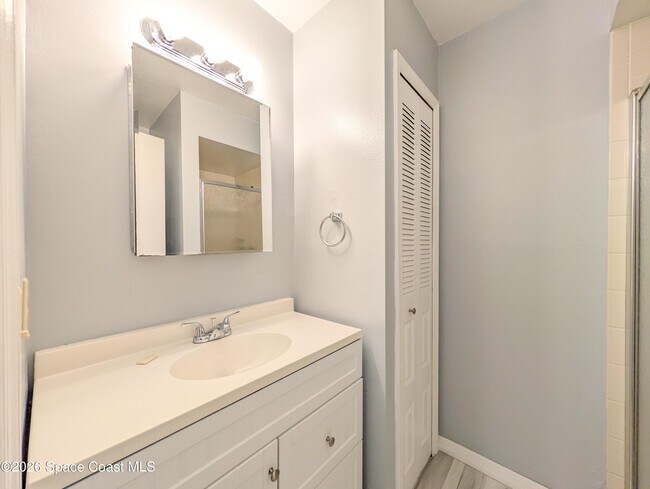 Building Photo - 3039 Sir Hamilton Cir